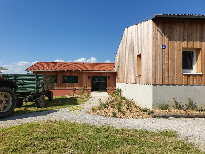 Fertigstellung der Außenanlagen, August 2020