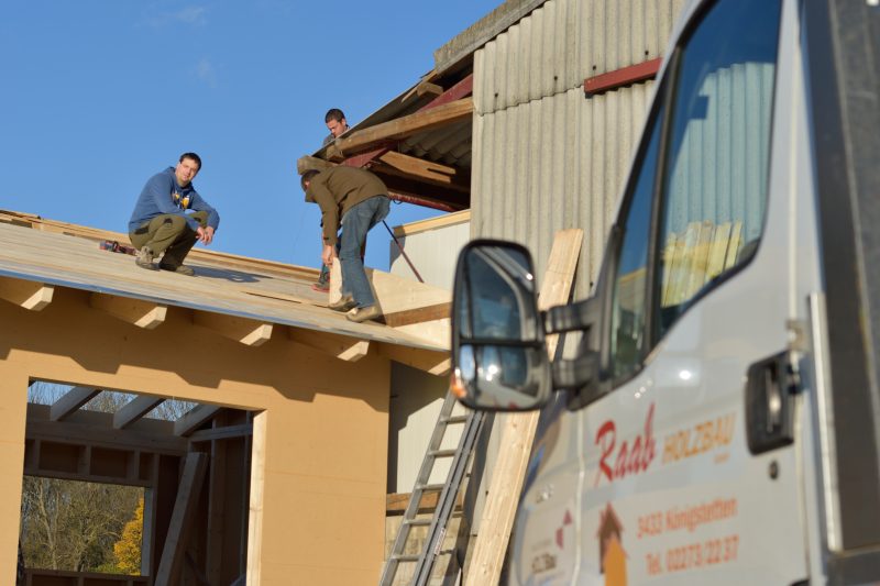 Bau des Daches, Frühjahr 2020