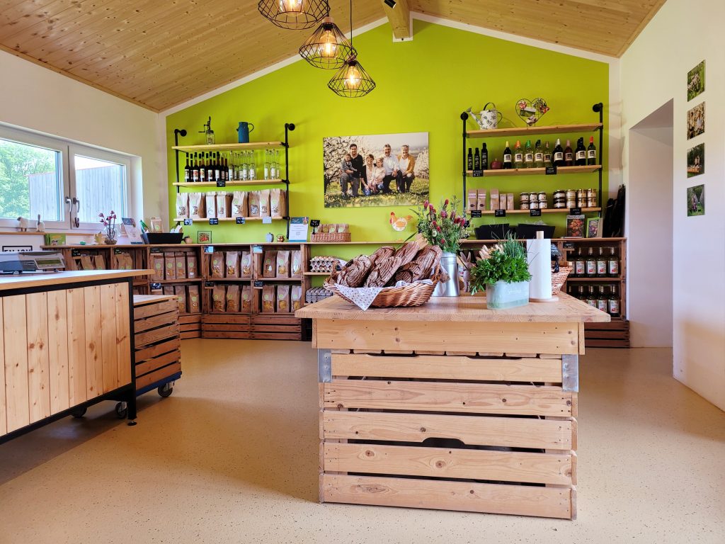 Hofladen Innenansicht 2023